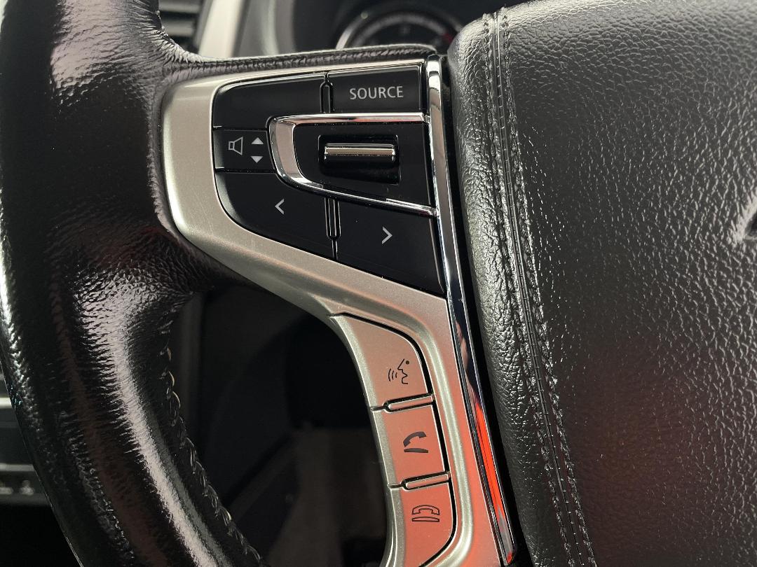 Photo '26' of Mitsubishi Triton