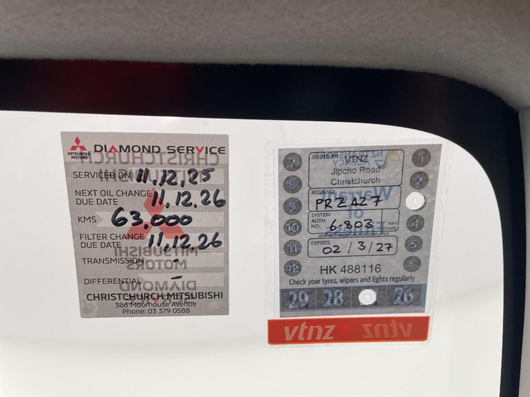 Photo '29' of Mitsubishi Triton