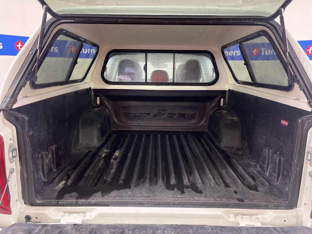 Photo '14' of Mitsubishi Triton