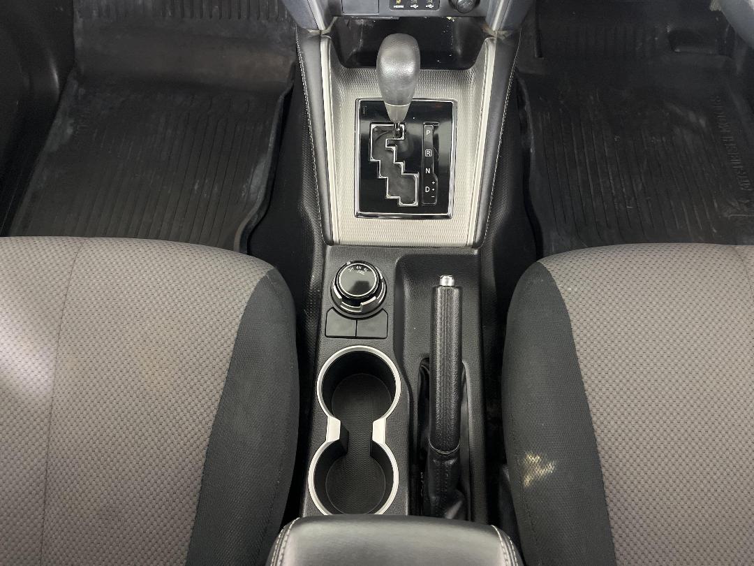 Photo '23' of Mitsubishi Triton