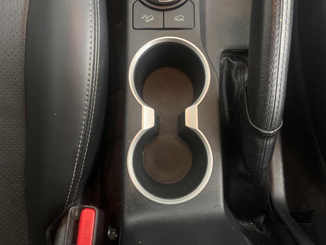 Photo '23' of Mitsubishi Triton