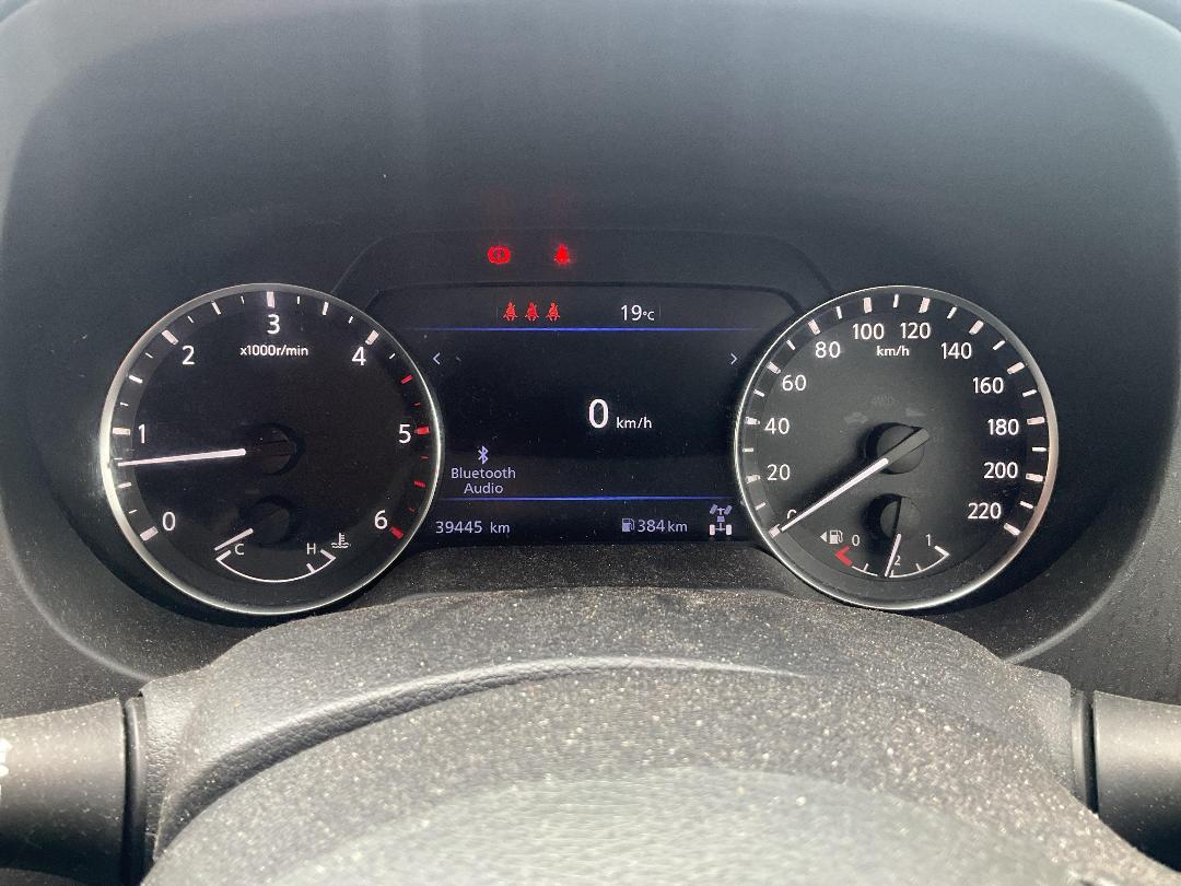 Photo '23' of Nissan Navara