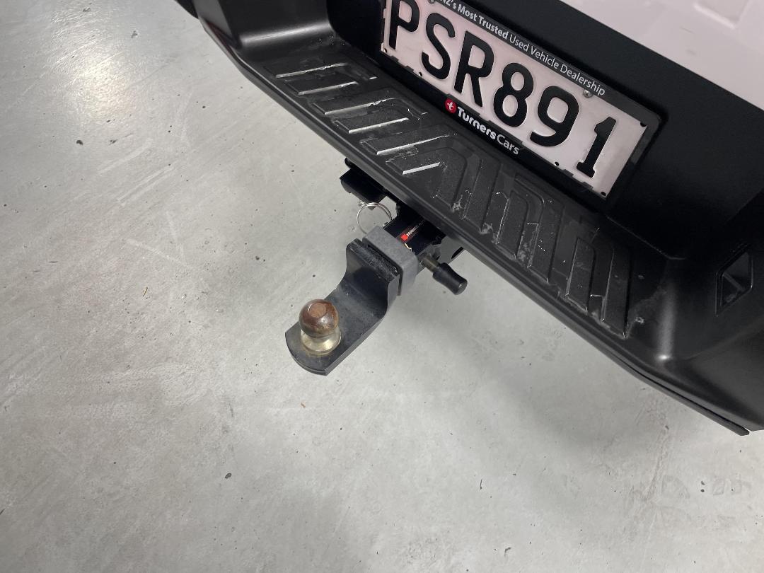 Photo '26' of Nissan Navara