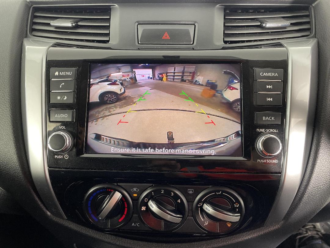 Photo '29' of Nissan Navara