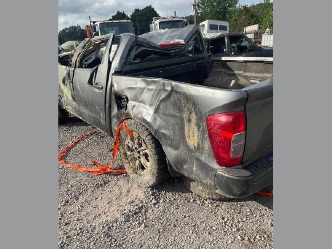 Photo '8' of Nissan Navara SL