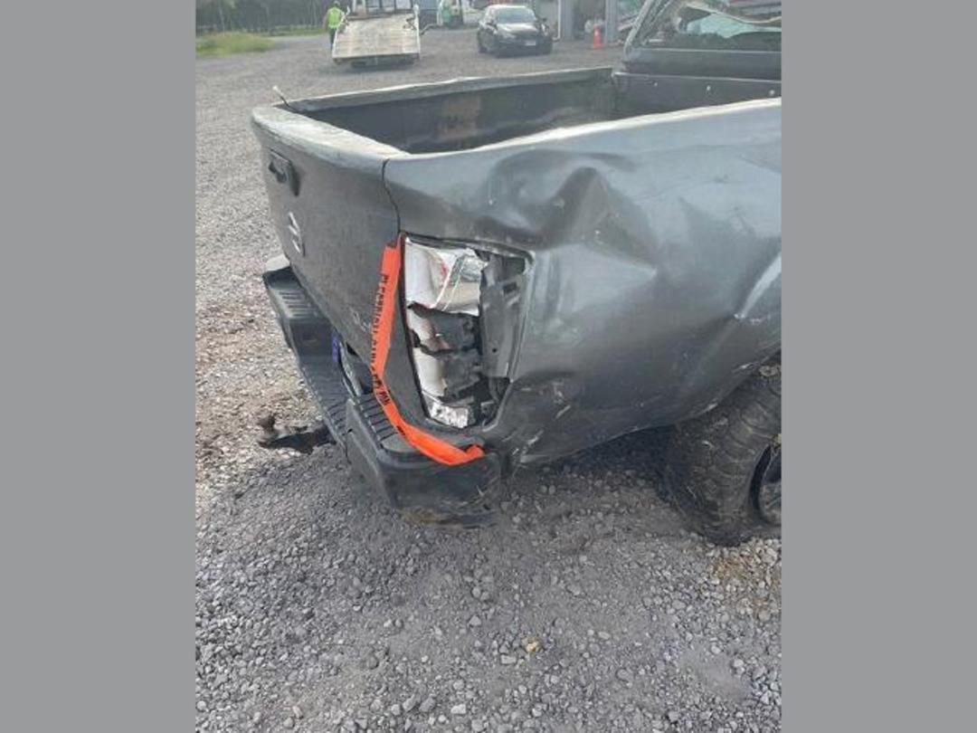 Photo '11' of Nissan Navara SL