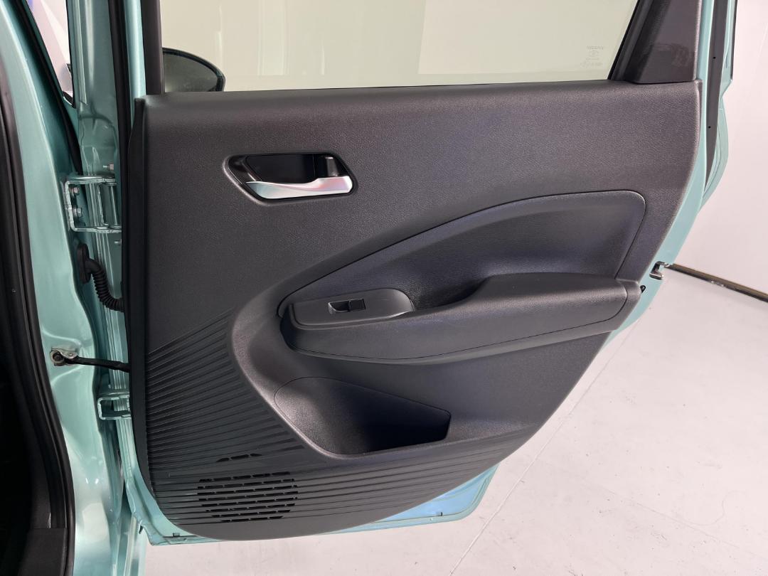 Photo '19' of Nissan Note Photo '19' of Nissan Note