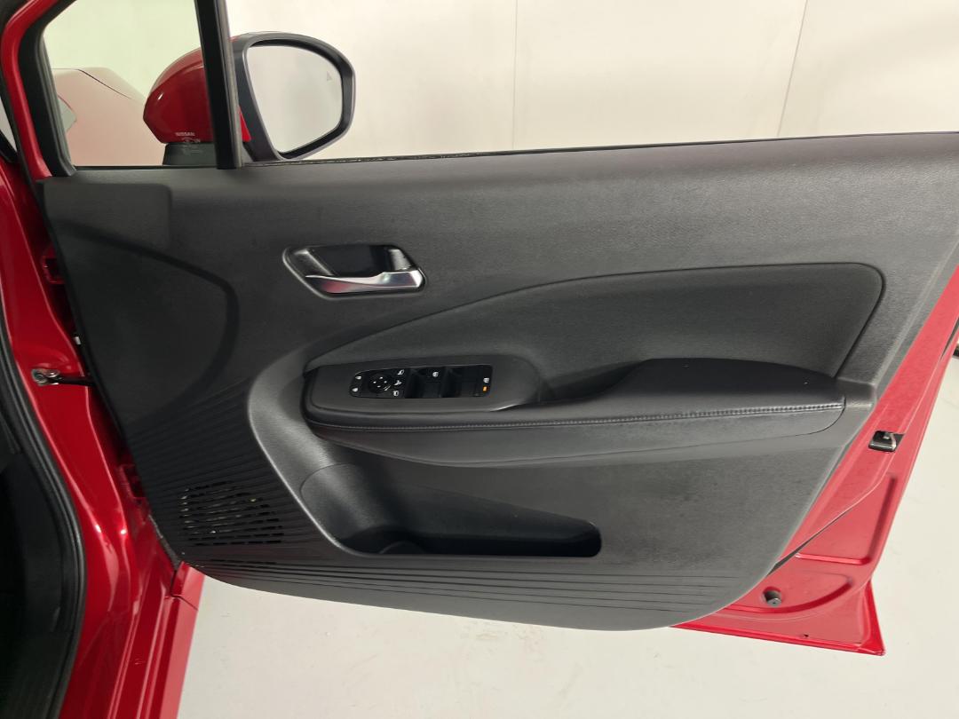 Photo '15' of Nissan Note Photo '15' of Nissan Note