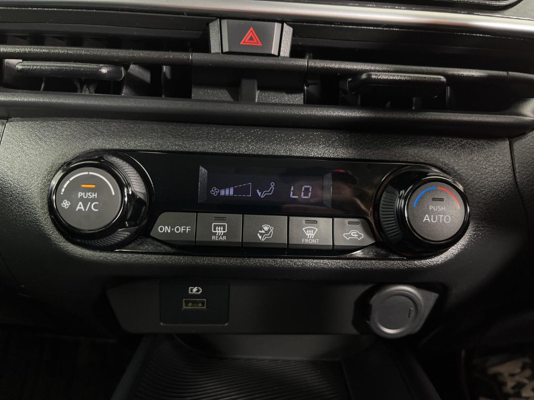 Photo '29' of Nissan Note Photo '29' of Nissan Note