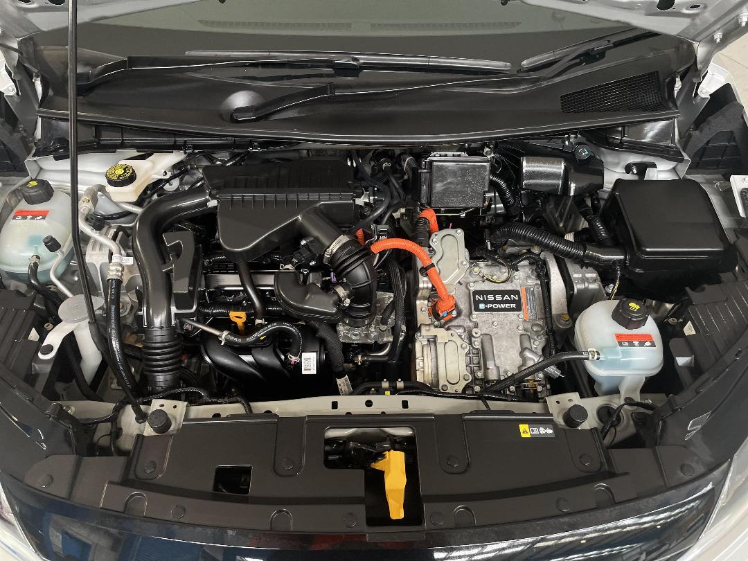 Photo '13' of Nissan Note