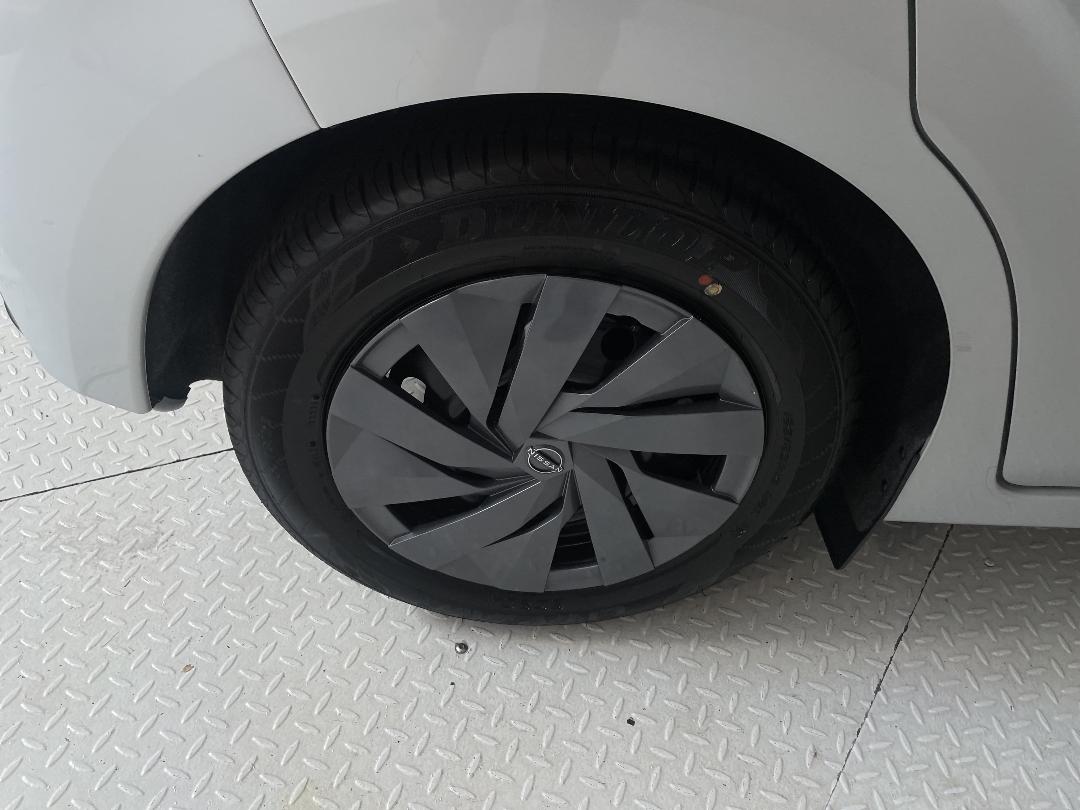 Photo '12' of Nissan Note