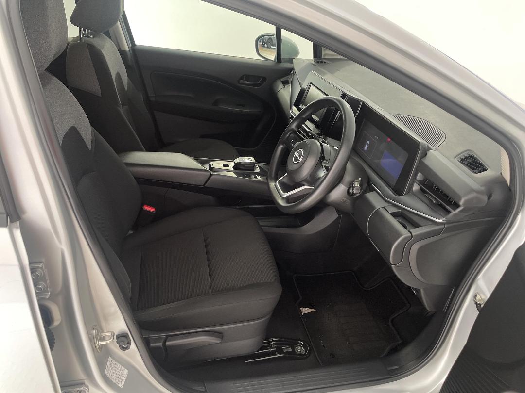 Photo '16' of Nissan Note