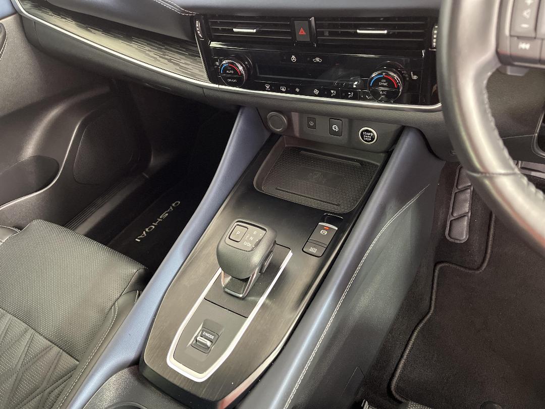 Photo '18' of Nissan Qashqai