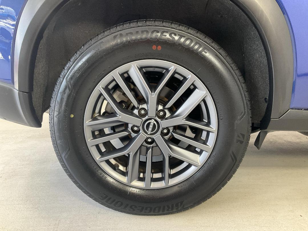 Photo '12' of Nissan X-Trail