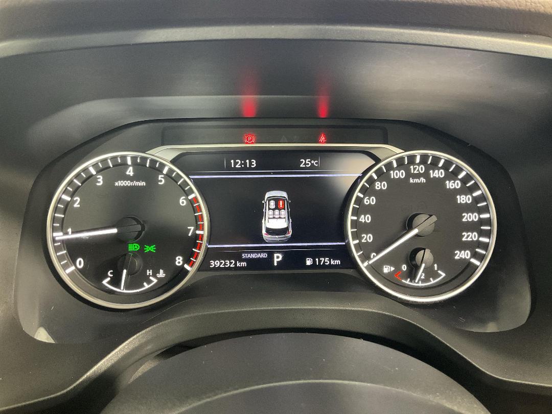 Photo '21' of Nissan X-Trail