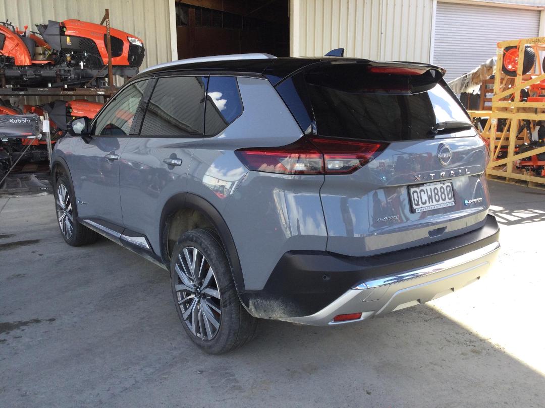 Photo '4' of Nissan X-Trail TI-L E-Power