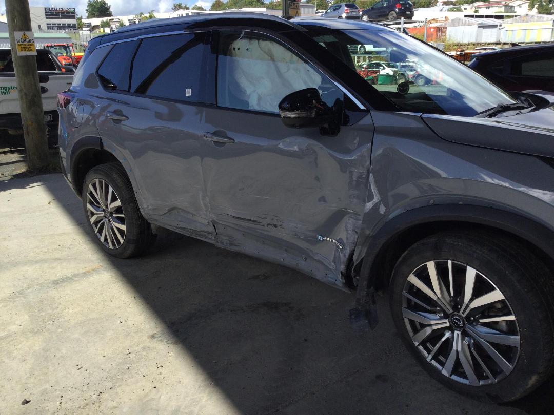 Photo '10' of Nissan X-Trail TI-L E-Power