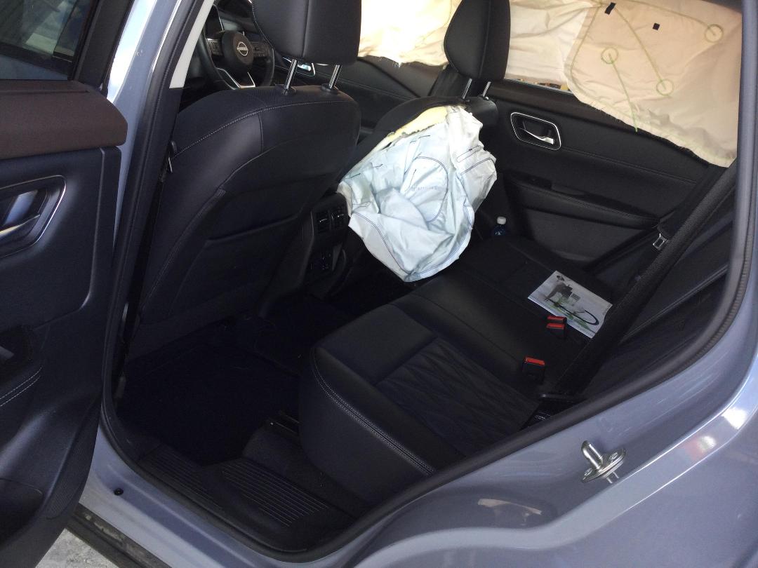 Photo '18' of Nissan X-Trail TI-L E-Power