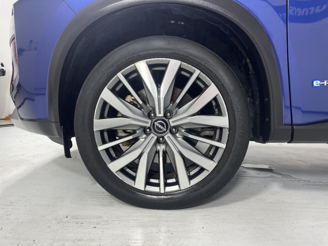 Photo '10' of Nissan X-Trail