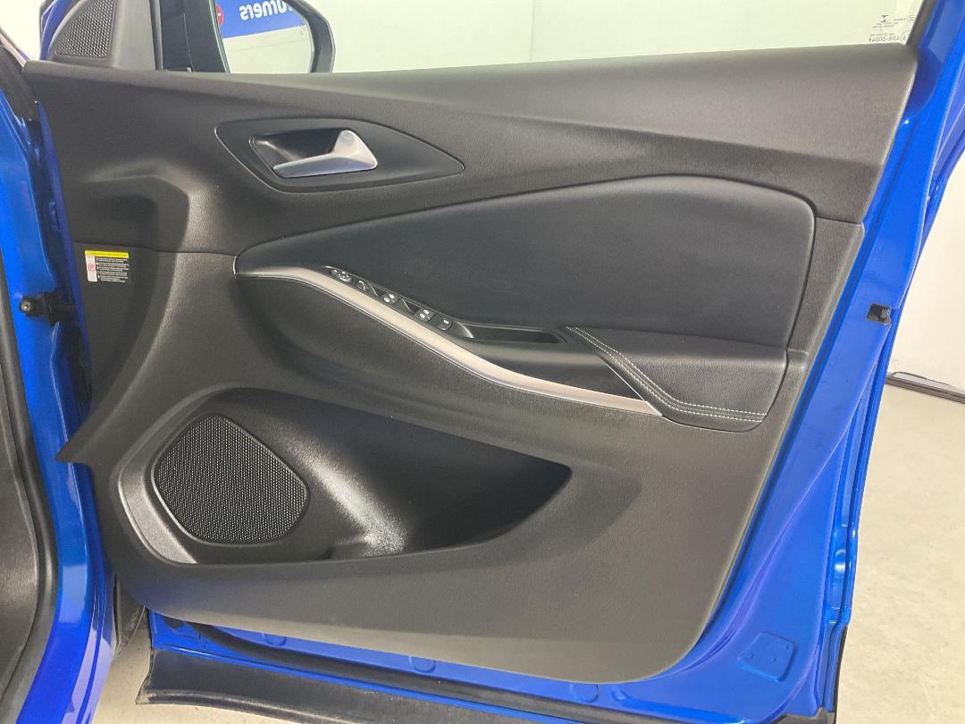 Photo '15' of Opel Grandland Photo '15' of Opel Grandland