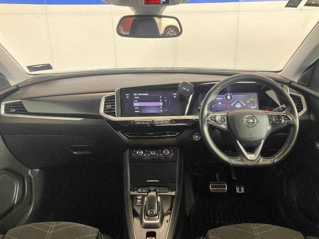 Photo '17' of Opel Grandland Photo '17' of Opel Grandland