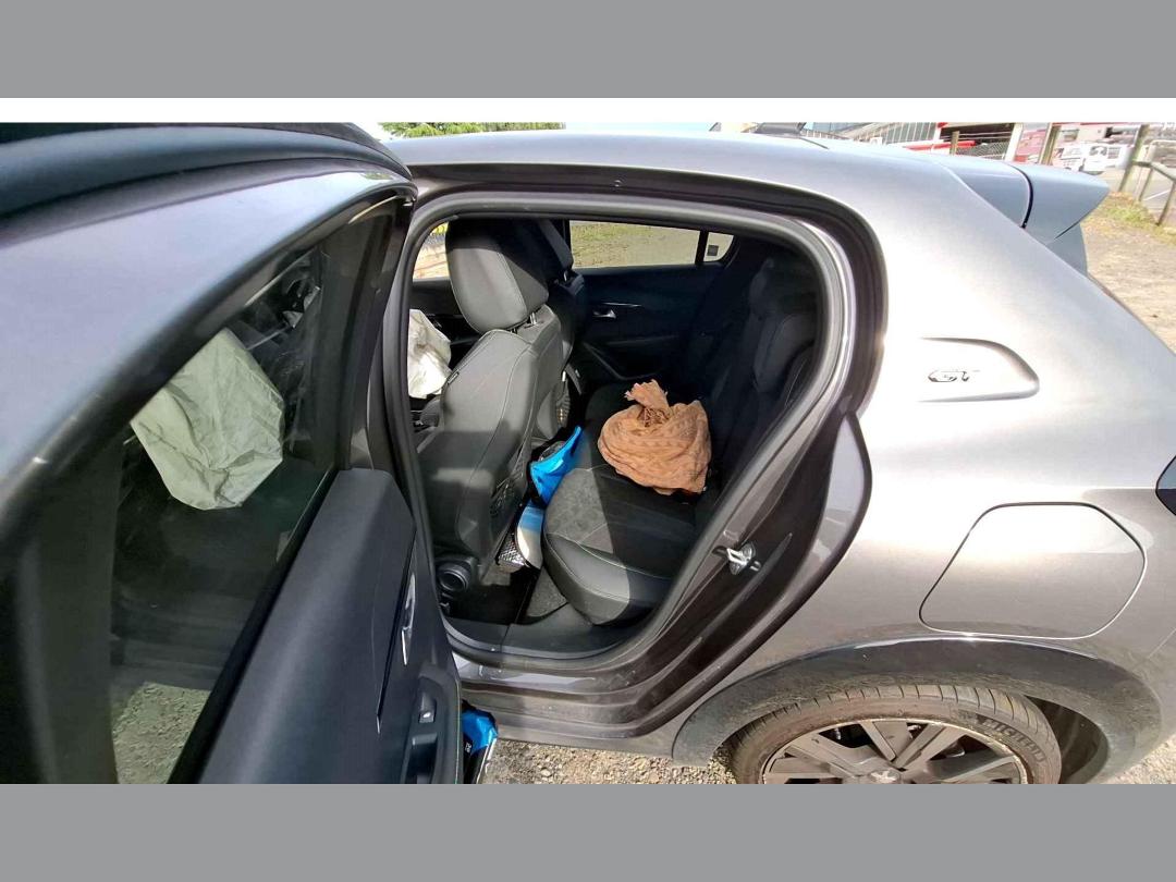 Photo '21' of Peugeot 208 GT