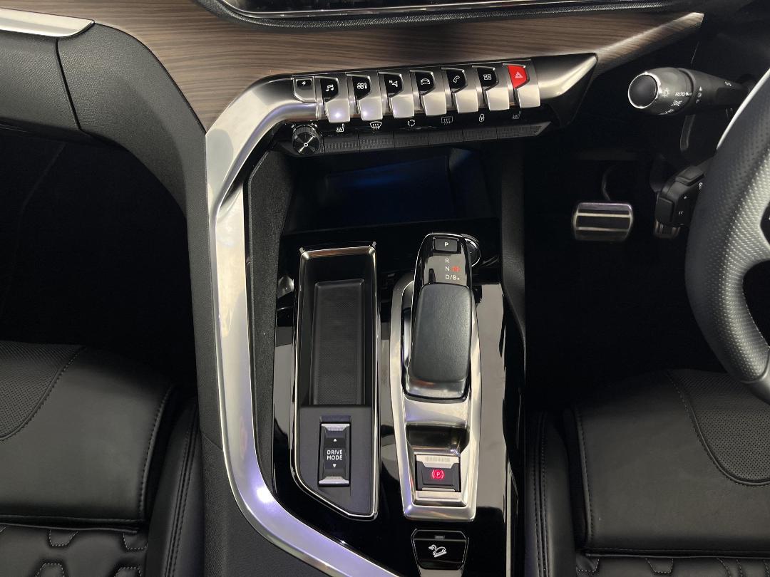 Photo '18' of Peugeot 3008