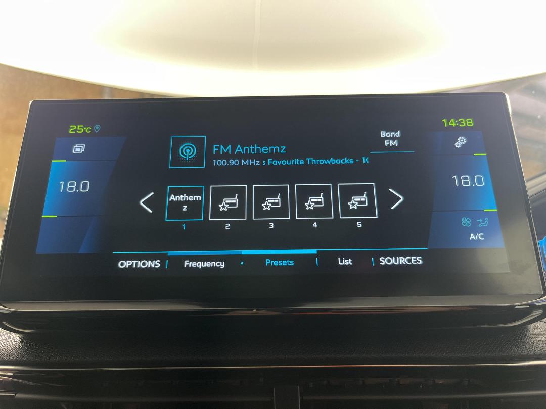 Photo '25' of Peugeot 3008