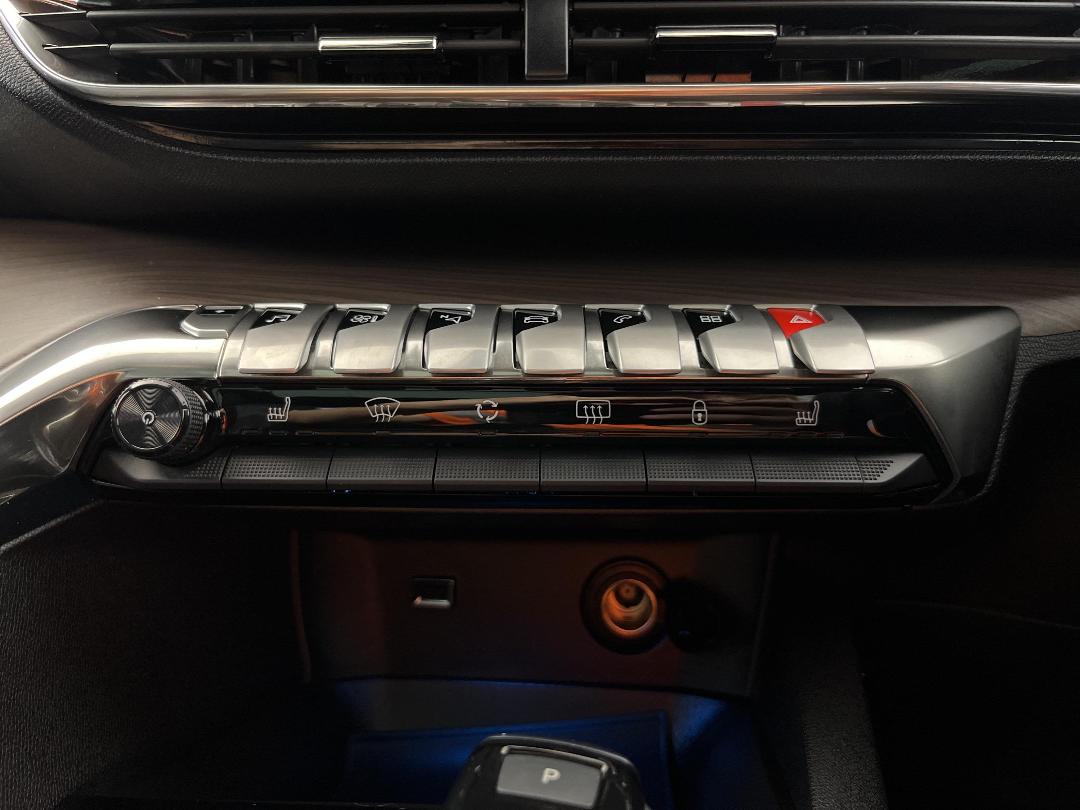 Photo '31' of Peugeot 3008