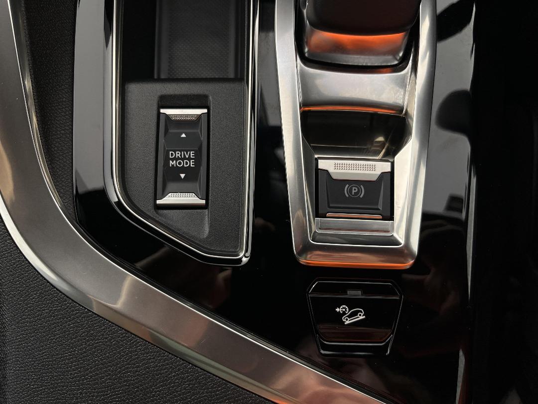 Photo '33' of Peugeot 3008