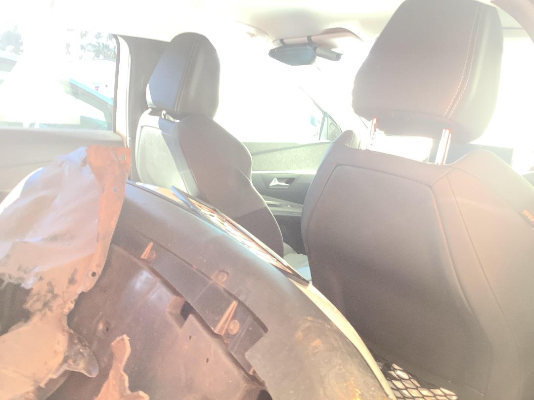 Photo '10' of Peugeot 3008 Allure