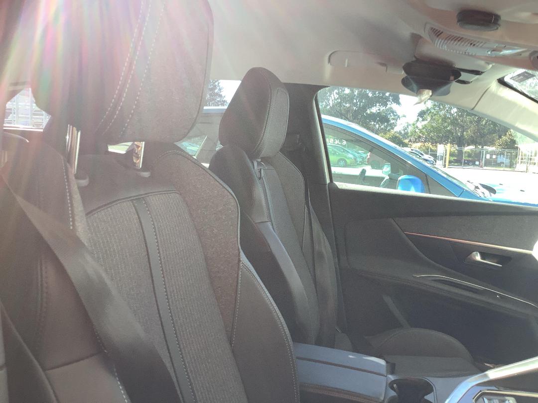 Photo '14' of Peugeot 3008 Allure