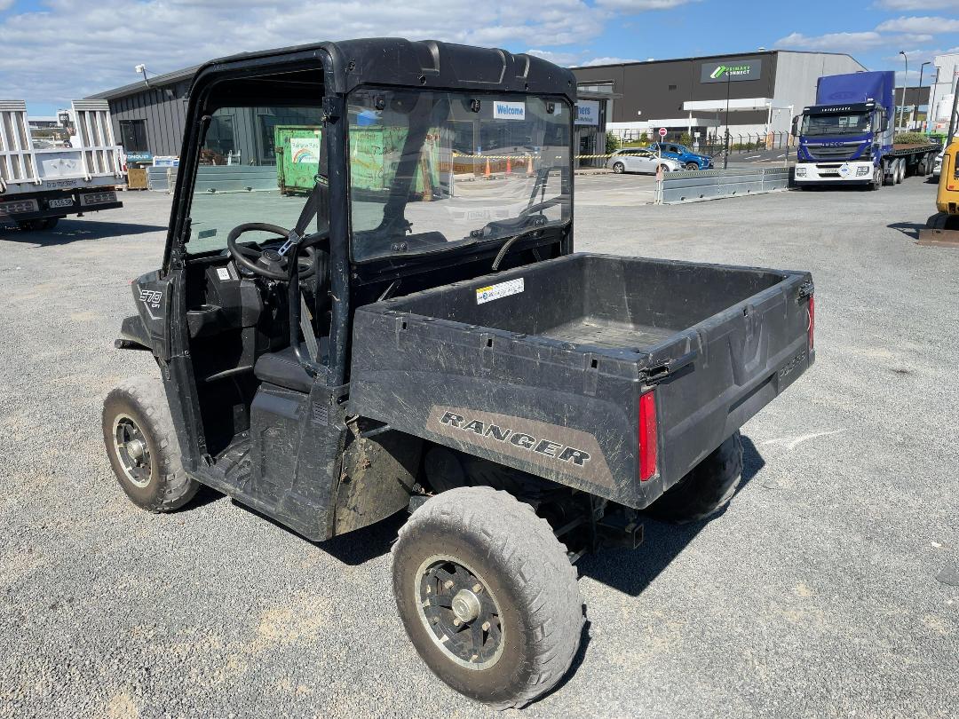 Photo '5' of Polaris Ranger