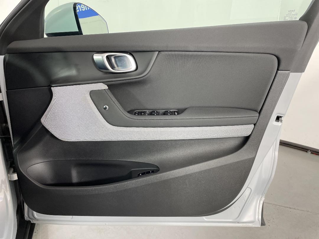 Photo '15' of Polestar Polestar 2