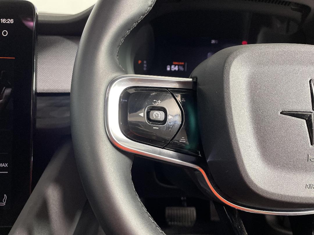 Photo '30' of Polestar Polestar 2