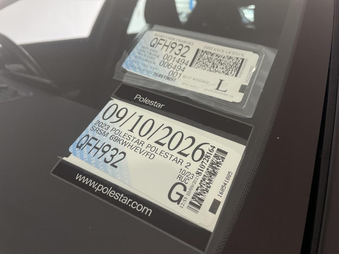 Photo '33' of Polestar Polestar 2