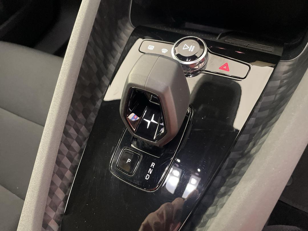 Photo '31' of Polestar Polestar 2