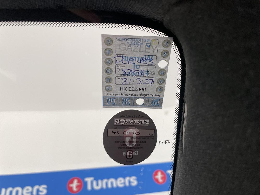 Photo '33' of Polestar Polestar 2