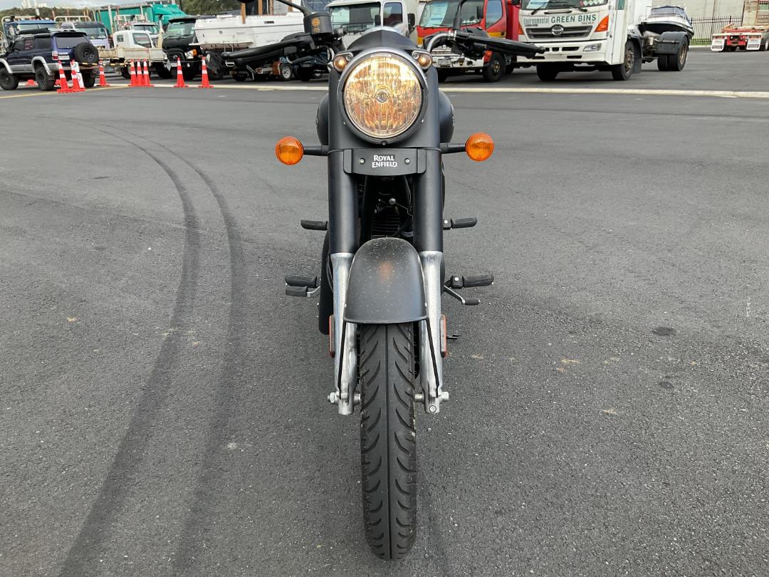 Photo '9' of Royal Enfield Classic Photo '9' of Royal Enfield Classic