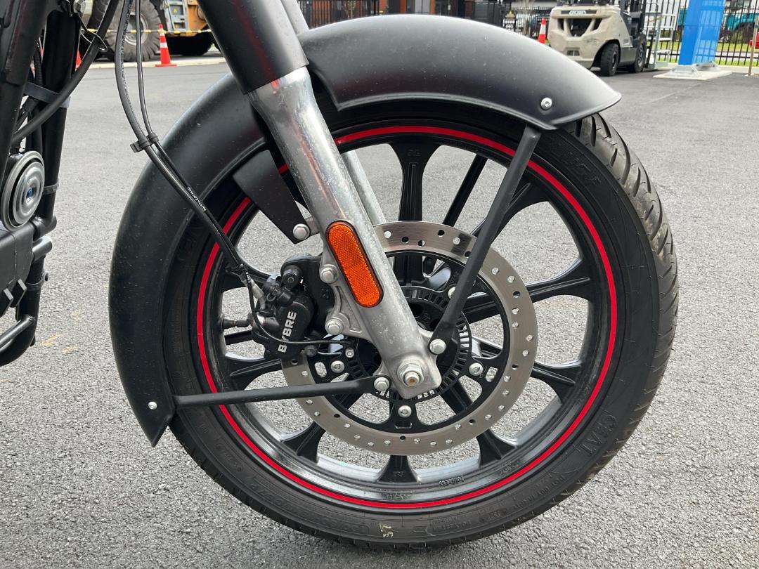 Photo '11' of Royal Enfield Classic Photo '11' of Royal Enfield Classic