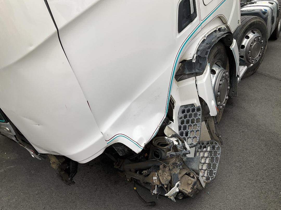 Photo '13' of Scania R650 B8X4NB-9313652 Cab Chassis Photo '13' of Scania R650 B8X4NB-9313652 Cab Chassis