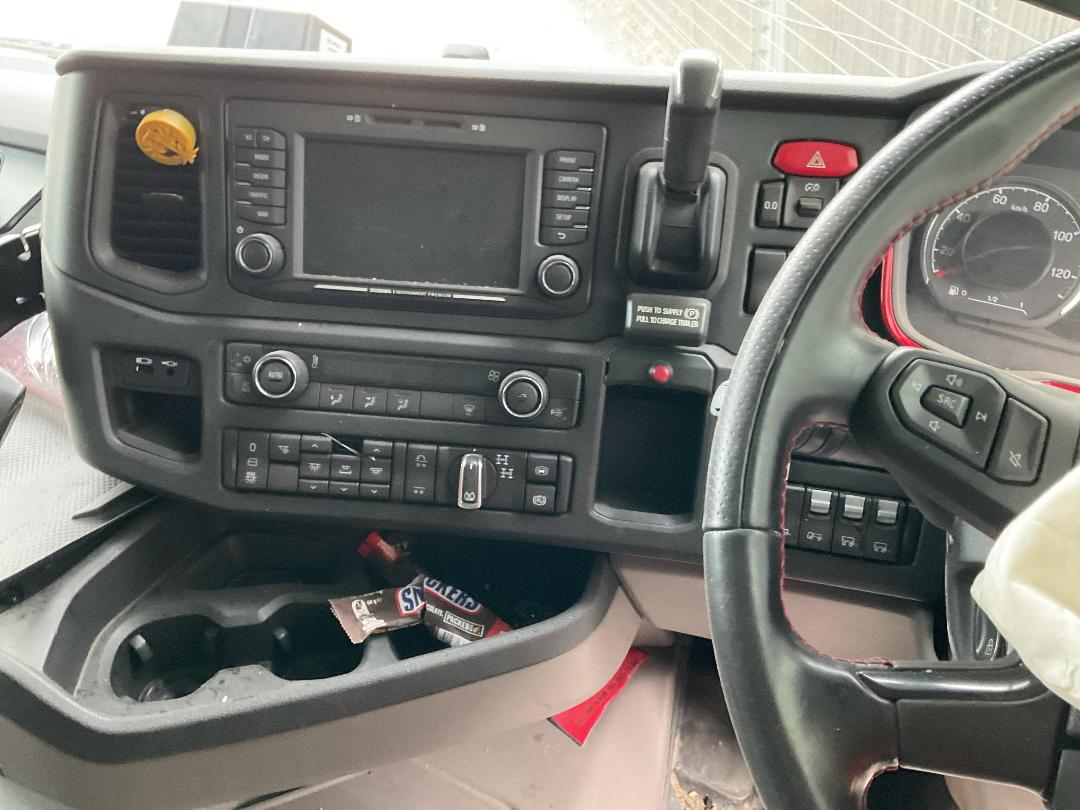 Photo '21' of Scania R650 B8X4NB-9313652 Cab Chassis Photo '21' of Scania R650 B8X4NB-9313652 Cab Chassis