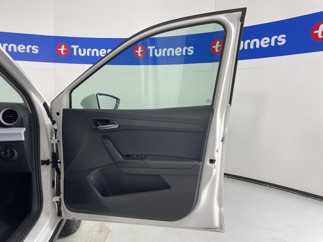 Photo '15' of Seat Arona Photo '15' of Seat Arona