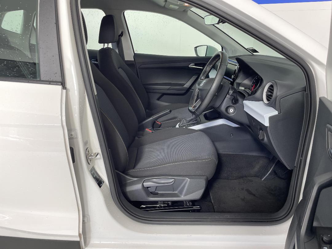 Photo '16' of Seat Arona Photo '16' of Seat Arona