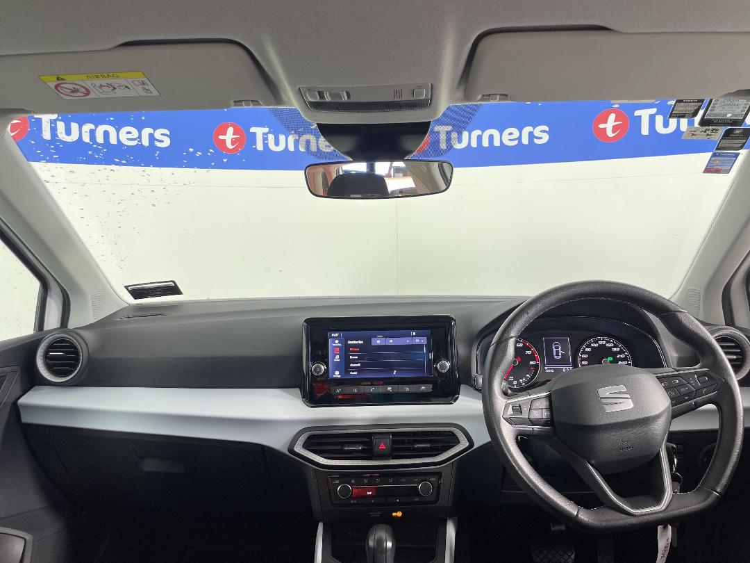 Photo '17' of Seat Arona Photo '17' of Seat Arona