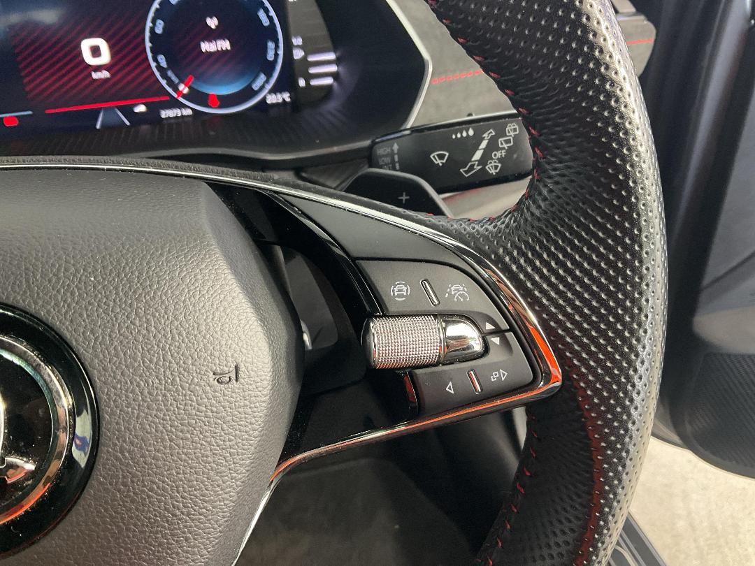 Photo '27' of Skoda Octavia