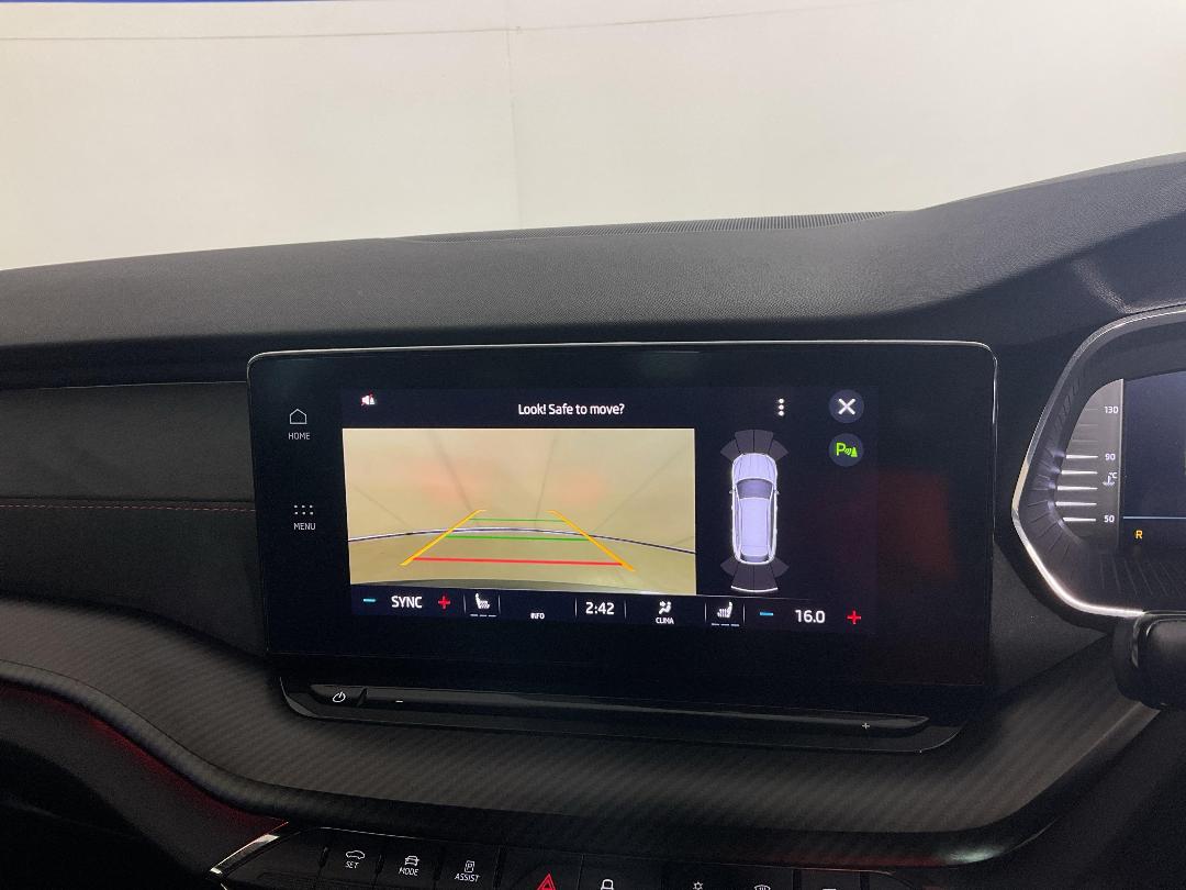 Photo '32' of Skoda Octavia