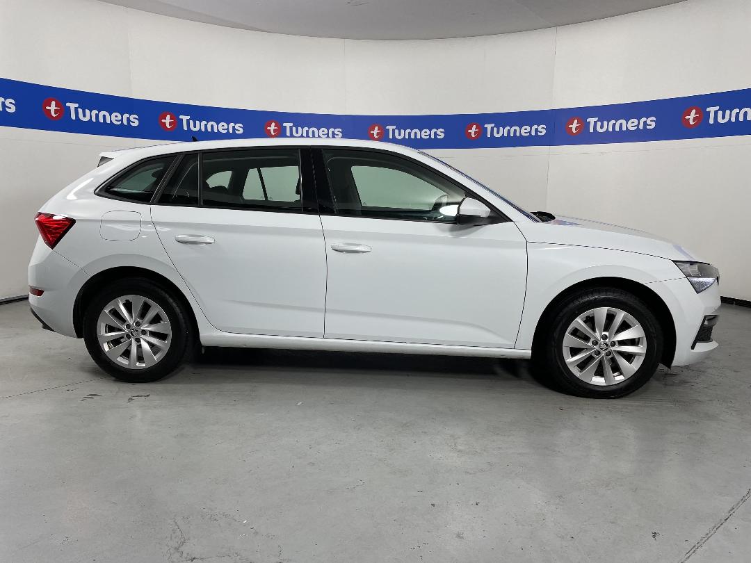 Photo '23' of Skoda Scala