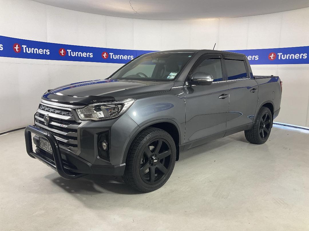 Photo '4' of Ssangyong Rhino