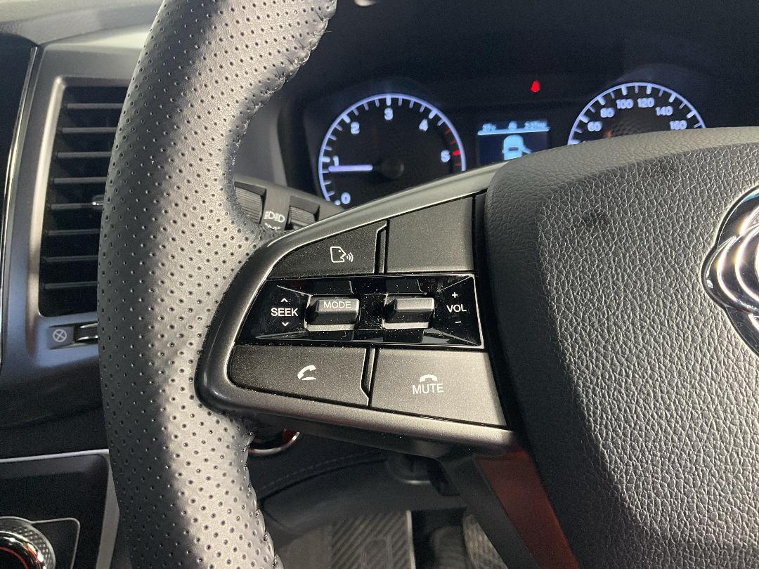 Photo '27' of Ssangyong Rhino